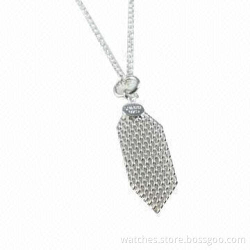 Fashion necklace w/ chrome plating and pendant, made of zinc alloy, wholesale, OEM order is welcome